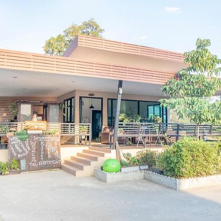 Oyo 798 Reurn Mareena Resort Nakhonratchasima Exteriér fotografie